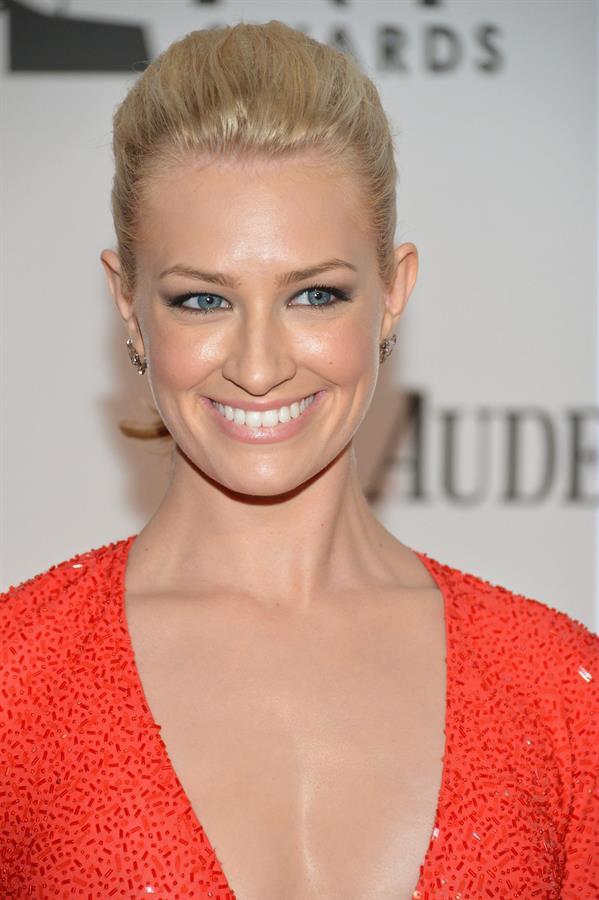 Beth Behrs - 66th Annual Tony Awards in New York June  10, 2012