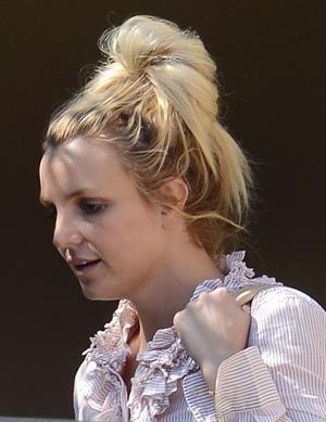 Britney Spears leaving dance studio in Sherman Oaks, on October 24, 2013