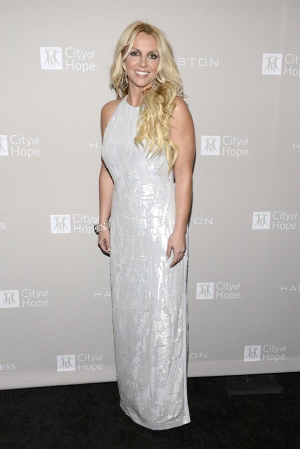 Britney Spears City of Hope Honor CEO Ben Malka with Spirit of Life Awards LA on October 10, 2012