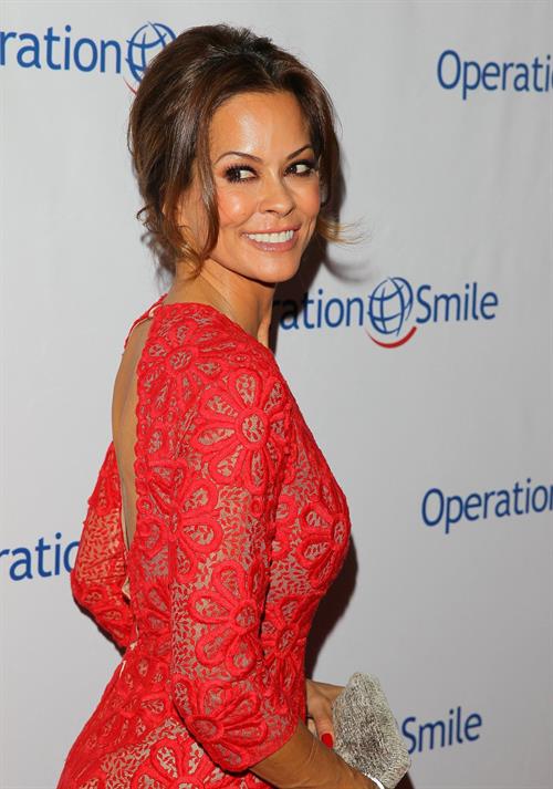 Brooke Burke-Charvet Operation Smile's 2013 Smile Gala -- Beverly Hills, Sep. 27, 2013 