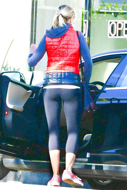Cameron Diaz leaving the gym in Los Angeles 1/5/13 
