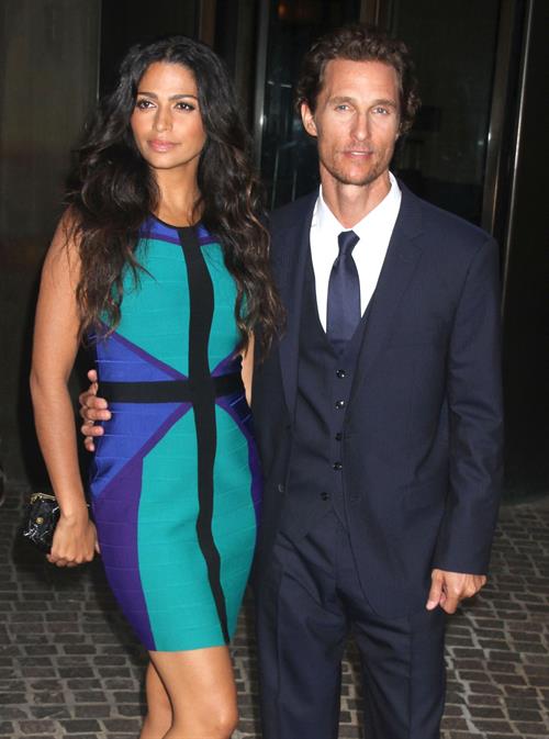 Camilla Alves pregnant in New York