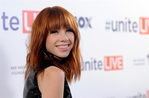 Carly Rae Jepsen “UniteLIVE: The Concert to Rock Out Bullying” in Las Vegas, October 3, 2013 