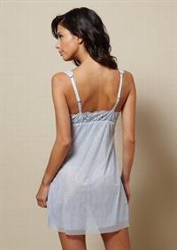 Mayra Suárez in lingerie