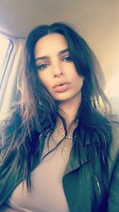 Emily Ratajkowski taking a selfie