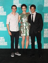 Crystal Reed - 2012 MTV Movie Awards (Arrival) in Universal City (June 3, 2012)