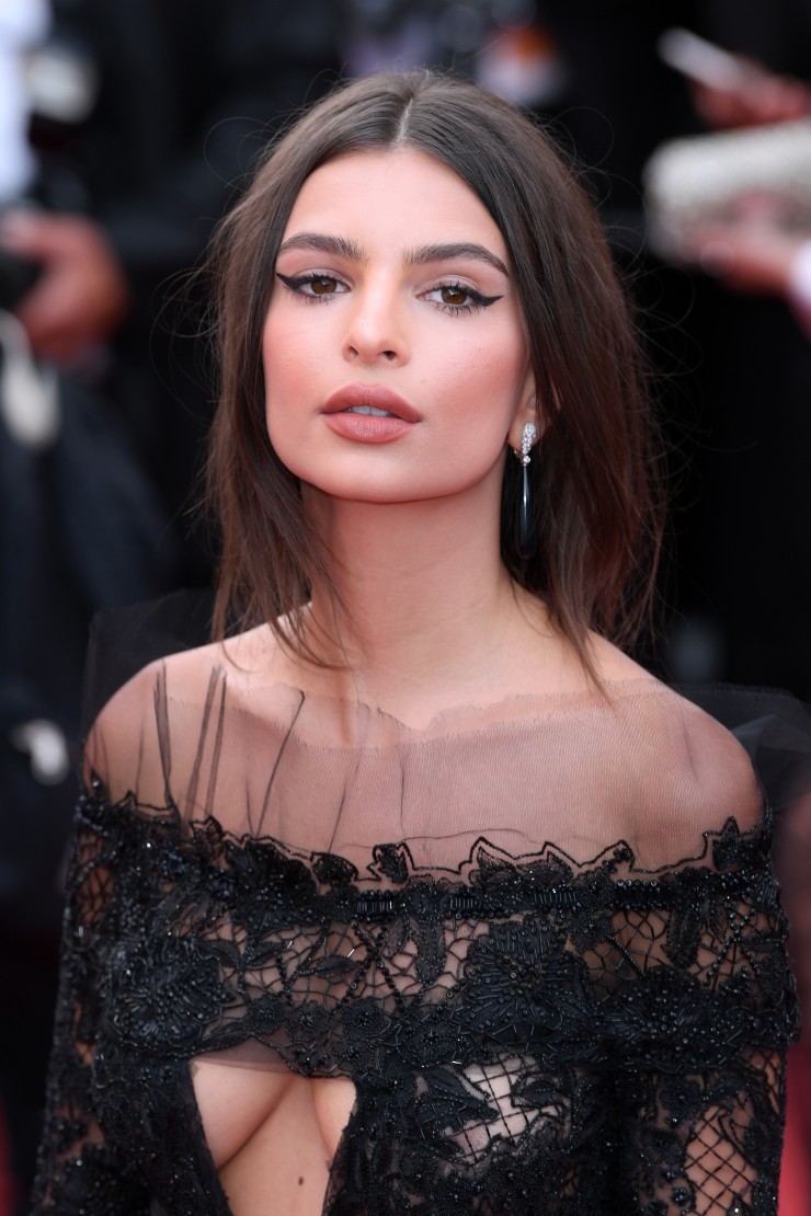 Emily Ratajkowski