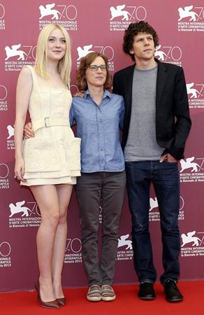 Dakota Fanning - Night Moves photocall VFF 8/31/13