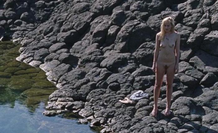 Dakota Johnson - breasts