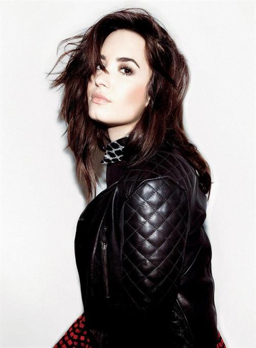 Demi Lovato 2013 Fiasco Magazine photoshoot UNTAGGED demi lovato photoshoot! 