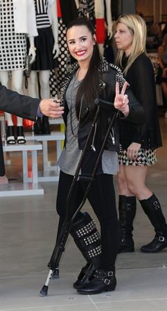 Demi Lovato Topshop Topman LA Grand Opening at The Grove in LA 2/14/13 