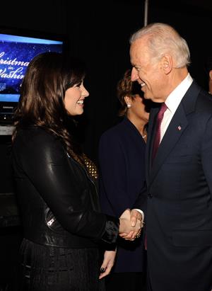 Demi Lovato TNT Christmas 2012 @ the National bldg Museum in WA 12/9/12 