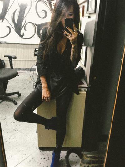 Jenah Yamamoto taking a selfie