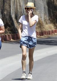 Diane Kruger Taking a Sunday stroll in Hollywood 11.08.13 