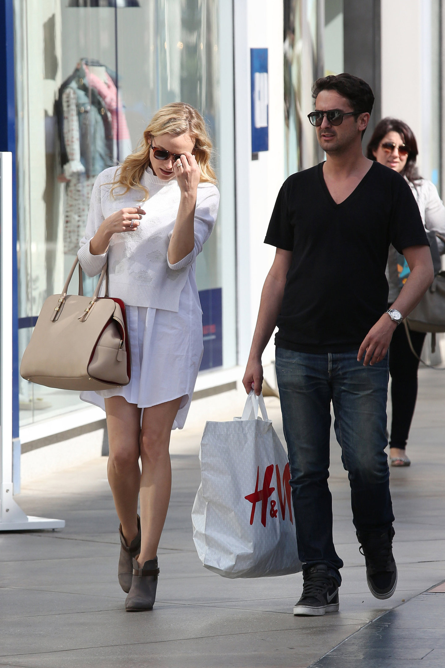 Diane Kruger Out for some shopping at a Westfield Mall in LA on April 3, 2013