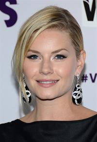 Elisha Cuthbert VH1 Divas 2012 in Los Angeles 12/16/12 