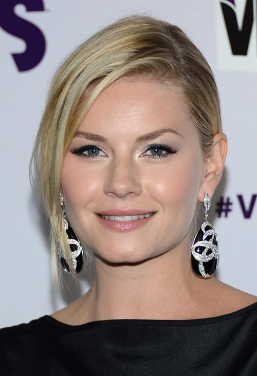 Elisha Cuthbert VH1 Divas 2012 in Los Angeles 12/16/12 