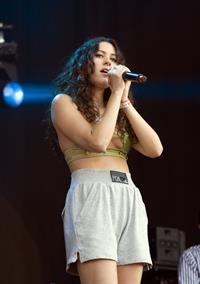 Eliza Doolittle - Olympic Torch Relay Coca-Cola Concert in London (July 26, 2012)