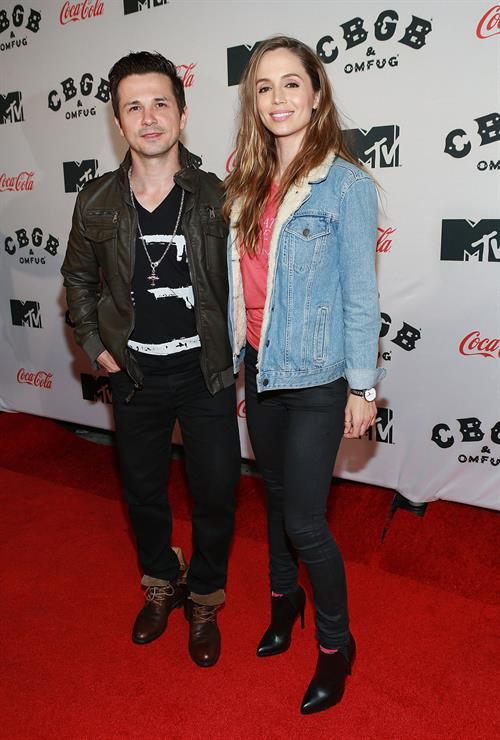 Eliza Dushku – “CBGB” New York Premiere 10/8/13  