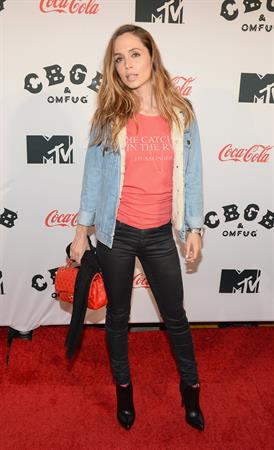 Eliza Dushku – “CBGB” New York Premiere 10/8/13  