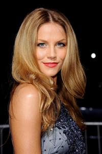 Ellen Hollman  Hitchcock  Los Angeles Premiere (November 20, 2012) 