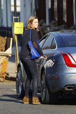 Emily Blunt Shopping in Notting Hill, London, Feb 19, 2013 