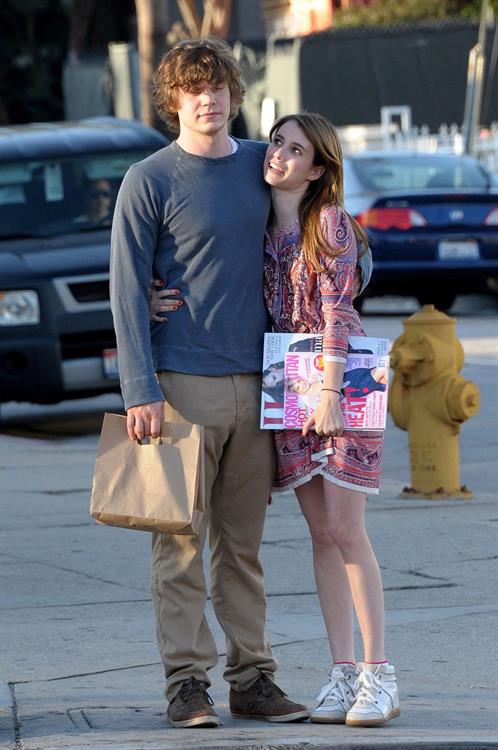 Emma Roberts - Steps out with boyfriend Evan Peters at Third Street in Los Angeles (28.05.2013) 