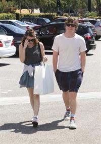 Emma Roberts - Spotted shopping at Samy's in Los Angeles (30.03.2013) 