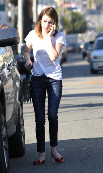 Emma Roberts - Spotted with her hearts in her boots in Santa Monica (14.02.2013) 