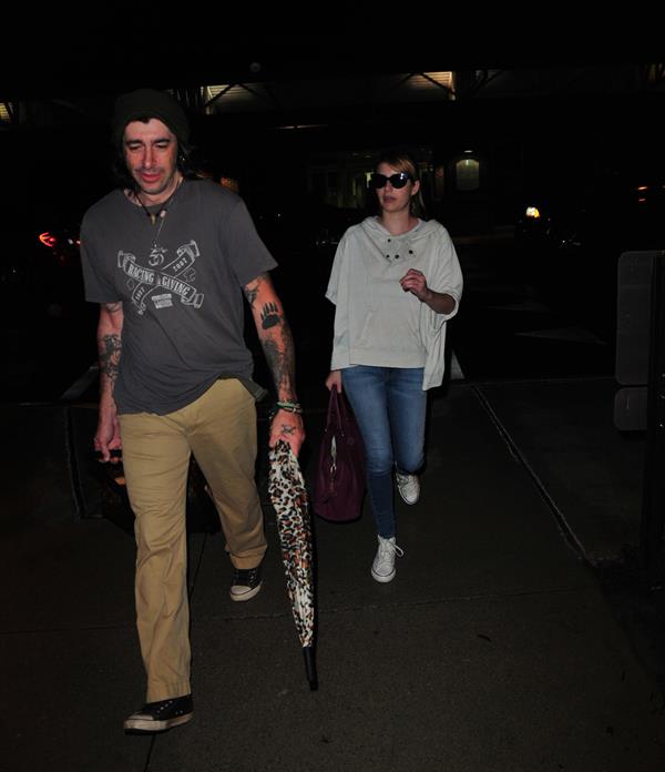 Emma Roberts lands in Wilmington to continue filming 'We're the Millers' (09 August 2012)