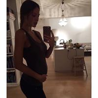 Mathilde Gøhler taking a selfie