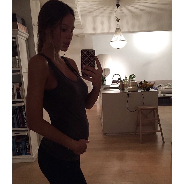 Mathilde Gøhler Selfie Pictures Mathilde Gøhler taking a selfie