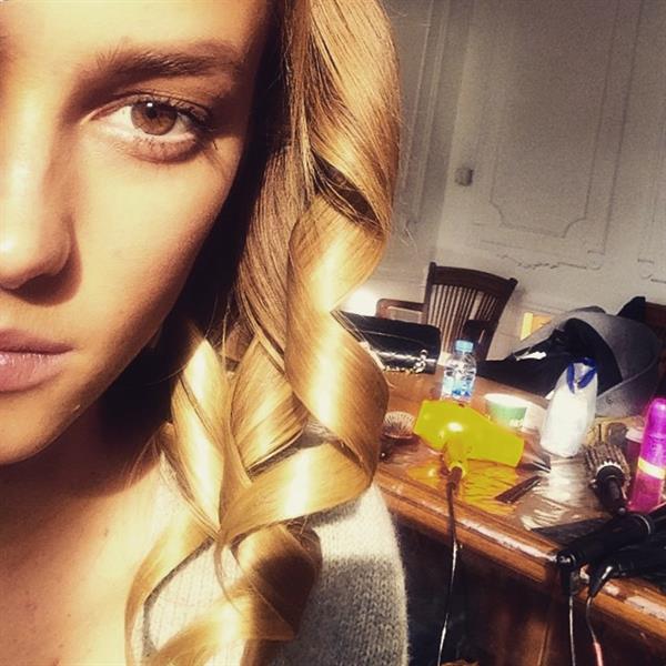 Sigrid Agren taking a selfie