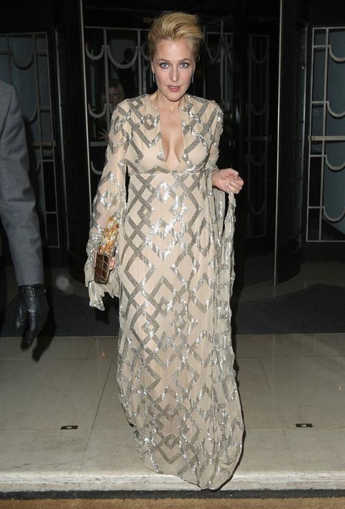 Gillian Anderson  Harper’s Bazaar Women of the Year Awards in London - October 31, 2012 