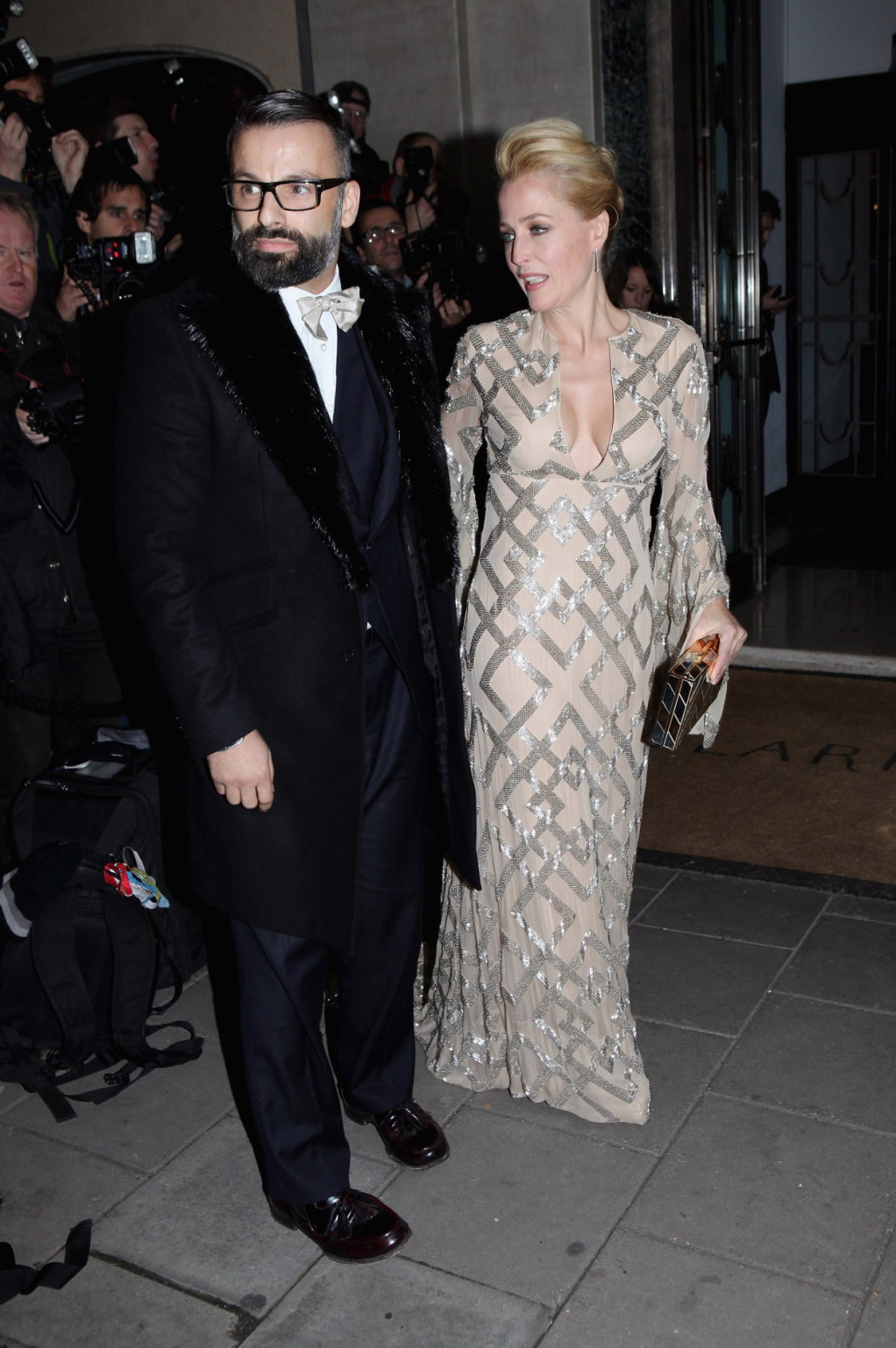 Gillian Anderson Pictures Gillian Anderson Harper’s Bazaar Women of the Year Awards in London - October 31, 2012