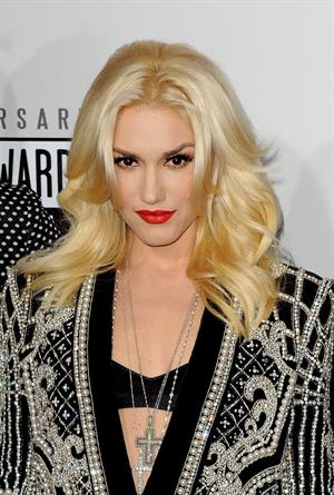 Gwen Stefani and No Doubt American Music Awards (November 18, 2012) 