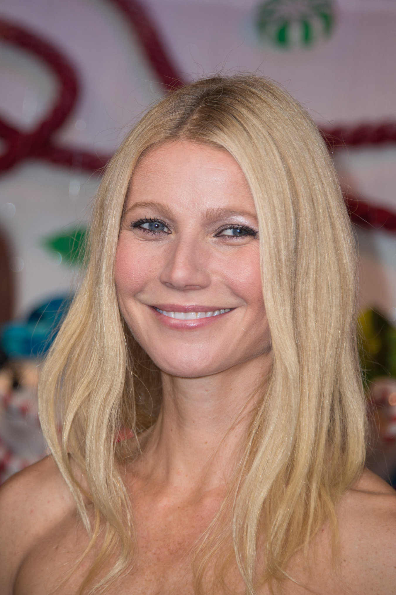 Gwyneth Paltrow Printemps Christmas Decorations Inauguration In Paris -- Nov. 7, 2013 
