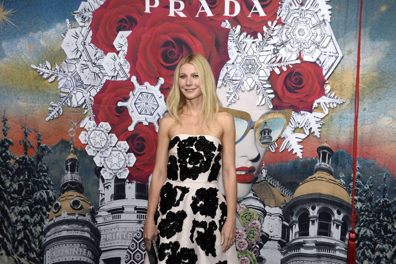 Gwyneth Paltrow Pictures Gwyneth Paltrow Printemps Christmas Decorations Inauguration In Paris -- Nov. 7, 2013