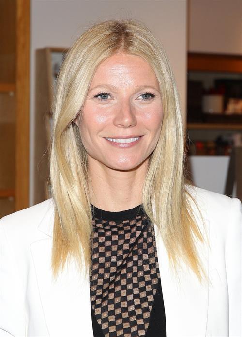 Gwyneth Paltrow Book signing at Williams-Sonoma in Beverly Hills on Apr. 5, 2013 
