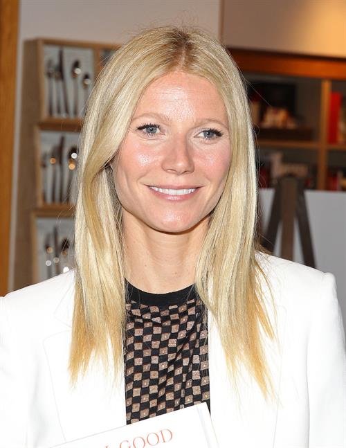 Gwyneth Paltrow Book signing at Williams-Sonoma in Beverly Hills on Apr. 5, 2013 