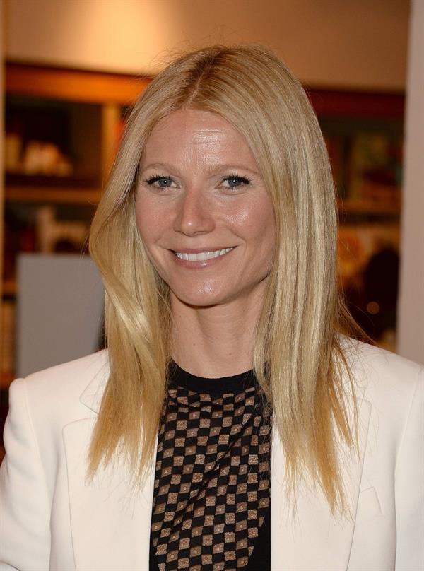 Gwyneth Paltrow Book signing at Williams-Sonoma in Beverly Hills on Apr. 5, 2013 