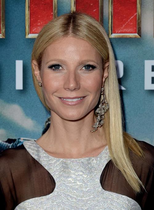 Gwyneth Paltrow 'Iron Man 3' premiere in Hollywood 4/24/13 
