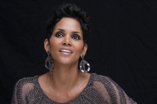 Halle Berry - Cloud Atlas Press Conference At The Beverly Hills Hotel 2012