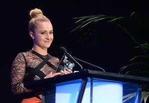 Hayden Panettiere 23rd annual Environmental Media Awards - Burbank - October 19, 2013 