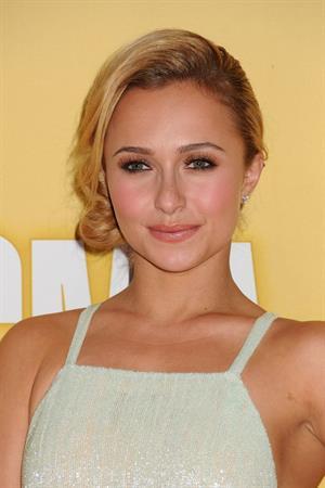 Hayden Panettiere 46th annual CMA Awards in Nashville 11/01/12 
