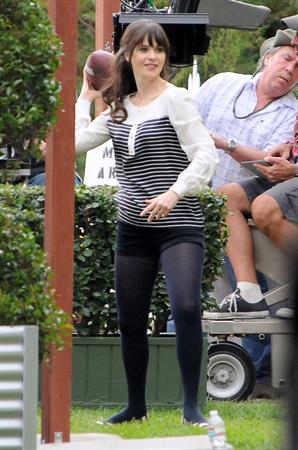Zooey Deschanel  New Girl  set candids in LA 1/23/13  