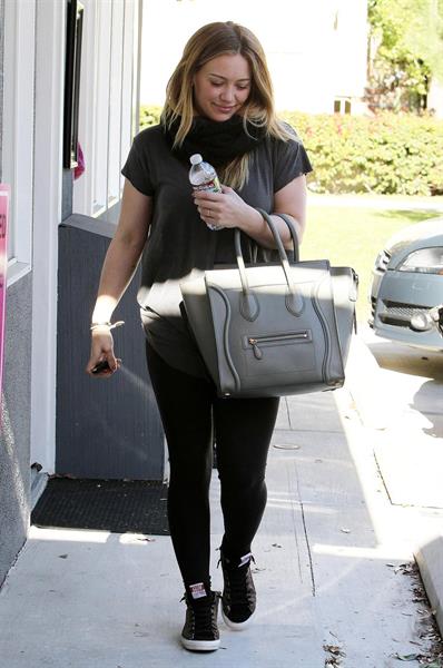 Hilary Duff – leaving pilates class in LA 1/15/13  