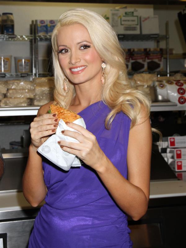 Holly Madison - Grand Opening of 'Earl Of Sandwich' restaurant in Las Vegas - July 2, 2012