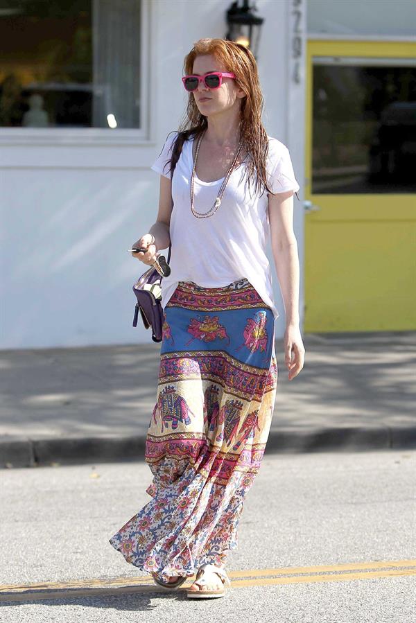 Isla Fisher leaving the Byron and Tracey Salon in Beverly Hills on April 4, 2012