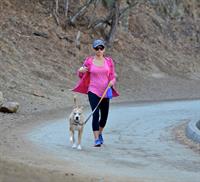 Jenna Dewan Takes her dog for a walk in Runyon Canyon, Los Angeles (November 16, 2012) 